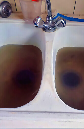 https://blockeddrainsdoubleview.com.au/uploads/2025/07/blocked-sink-34341.jpg