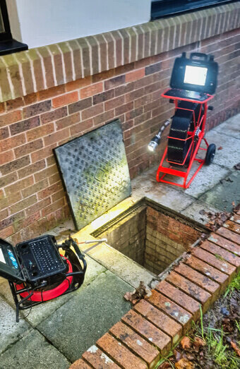 https://blockeddrainsdoubleview.com.au/uploads/2025/07/hero-blocked-sewers-11027.jpg