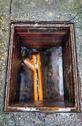 https://blockeddrainsdoubleview.com.au/uploads/2025/07/hero-blocked-sewers-39472.jpg